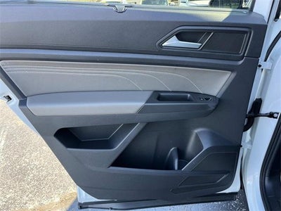 2022 Volkswagen Atlas 3.6L V6 SE w/Technology 4MOTION