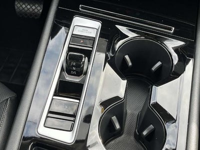 2025 Volkswagen Atlas 2.0T SE w/Technology FWD