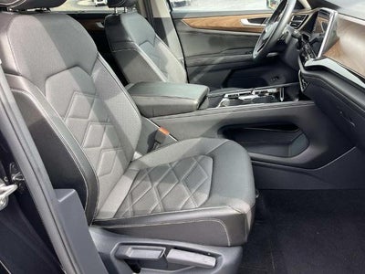 2025 Volkswagen Atlas 2.0T SE w/Technology FWD