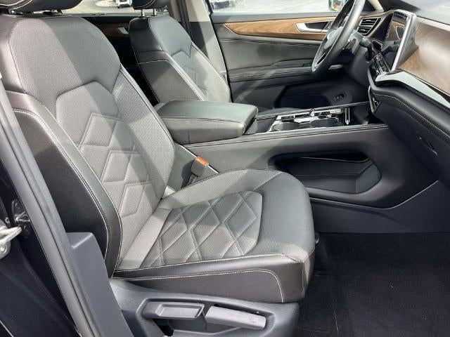 2025 Volkswagen Atlas 2.0T SE w/Technology FWD
