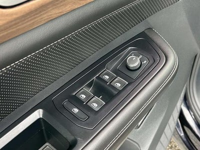 2025 Volkswagen Atlas 2.0T SE w/Technology FWD
