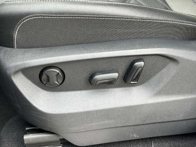 2025 Volkswagen Atlas 2.0T SE w/Technology FWD