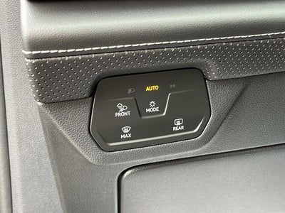 2025 Volkswagen Atlas 2.0T SE w/Technology FWD