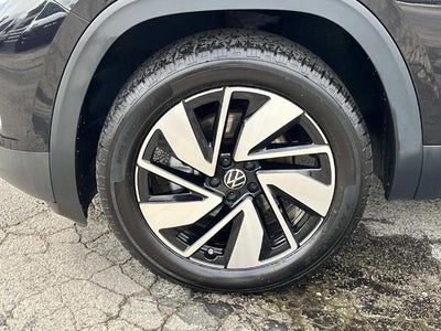 2025 Volkswagen Atlas 2.0T SE w/Technology FWD