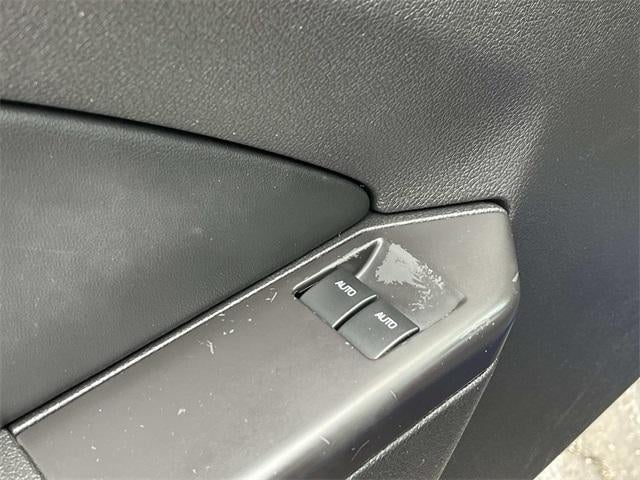 2013 Ford Mustang 2dr Cpe V6