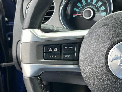 2013 Ford Mustang 2dr Cpe V6