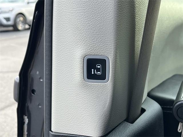 2023 Chrysler Pacifica Touring L FWD