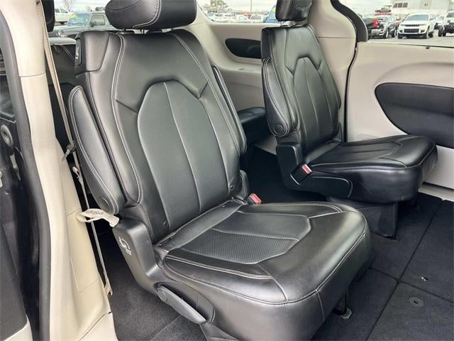 2023 Chrysler Pacifica Touring L FWD