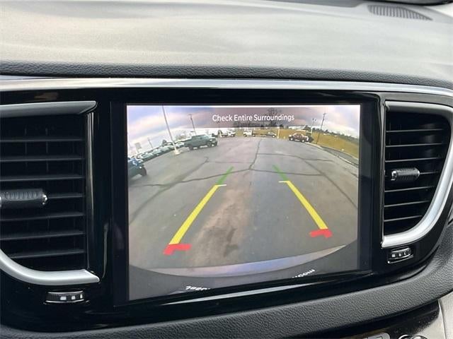 2023 Chrysler Pacifica Touring L FWD