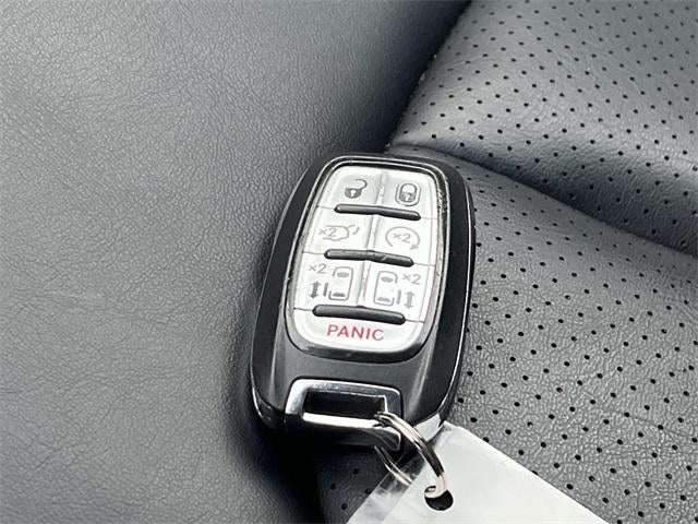 2023 Chrysler Pacifica Touring L FWD