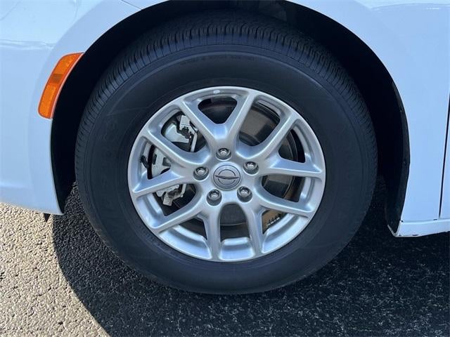 2024 Chrysler Pacifica Touring L FWD