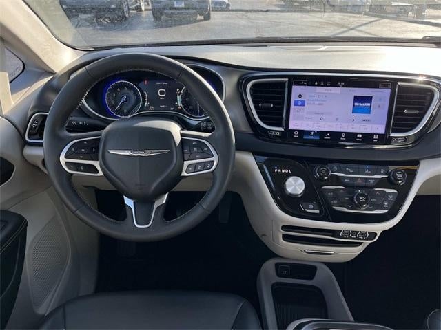 2024 Chrysler Pacifica Touring L FWD