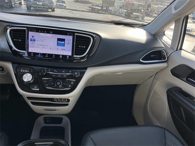 2024 Chrysler Pacifica Touring L FWD