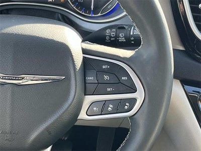 2024 Chrysler Pacifica Touring L FWD