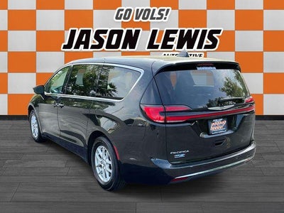 2023 Chrysler Pacifica Touring L FWD