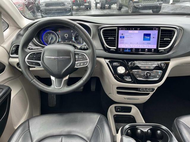 2023 Chrysler Pacifica Touring L FWD
