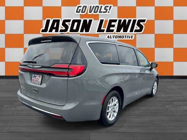 2023 Chrysler Pacifica Touring L FWD
