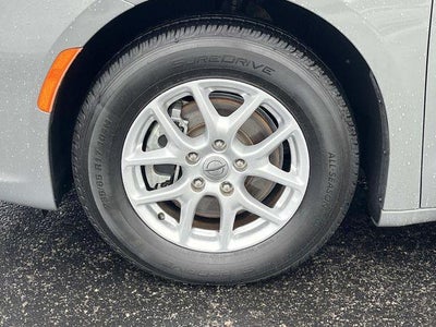 2023 Chrysler Pacifica Touring L FWD