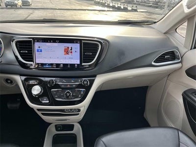 2023 Chrysler Pacifica Touring L FWD