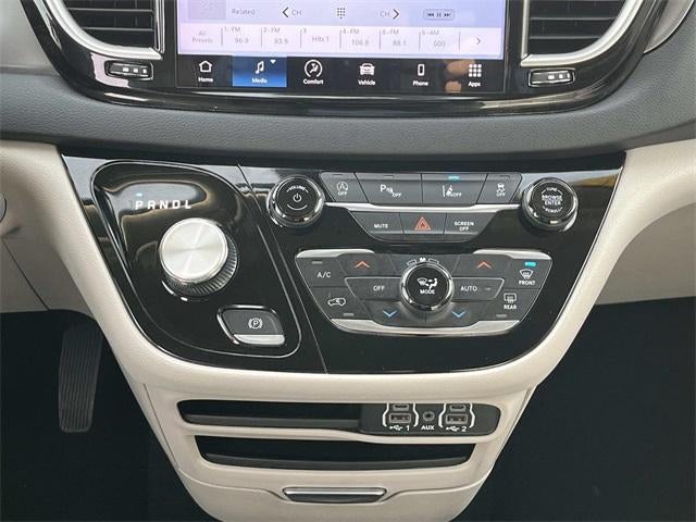 2023 Chrysler Pacifica Touring L FWD