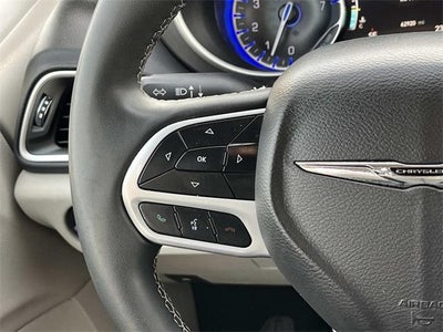 2023 Chrysler Pacifica Touring L FWD