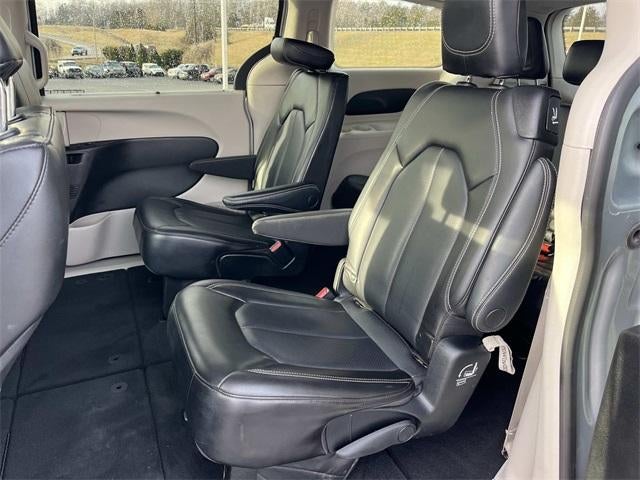 2023 Chrysler Pacifica Touring L FWD