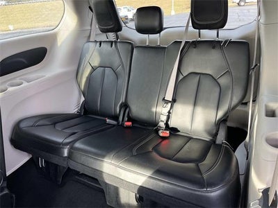 2023 Chrysler Pacifica Touring L FWD