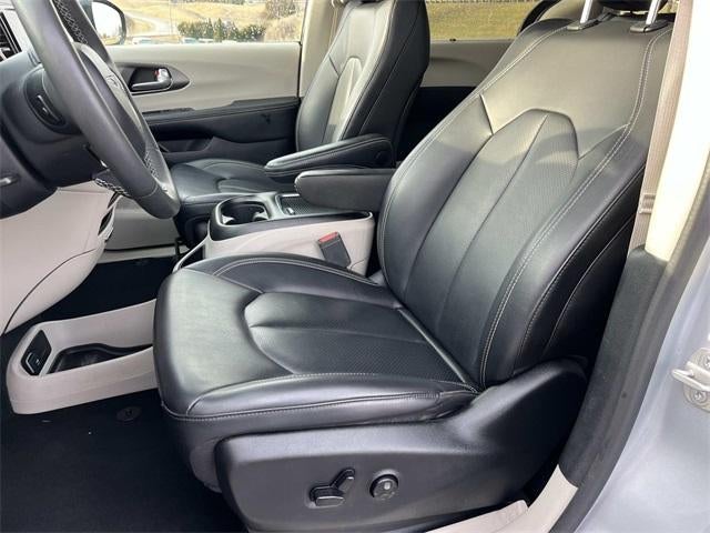 2023 Chrysler Pacifica Touring L FWD