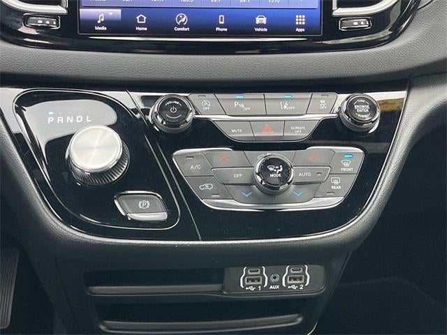 2025 Chrysler Pacifica Select FWD