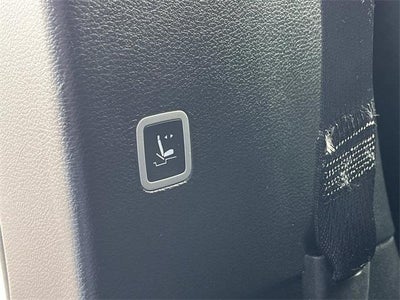 2025 Chrysler Pacifica Select FWD