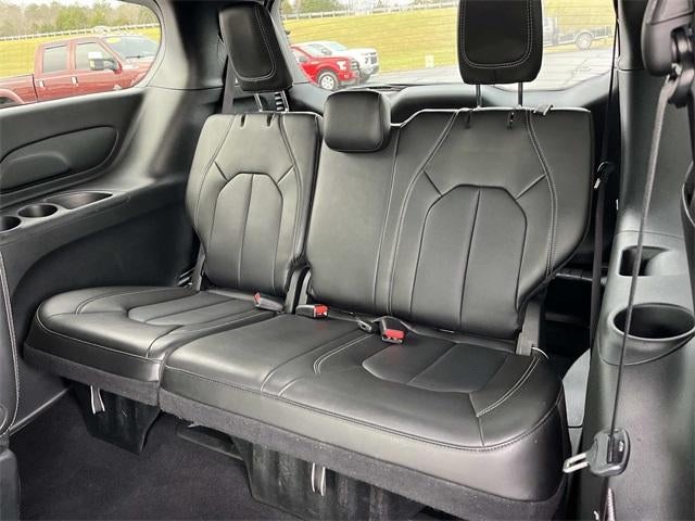 2025 Chrysler Pacifica Select FWD