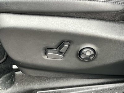 2025 Chrysler Pacifica Select FWD