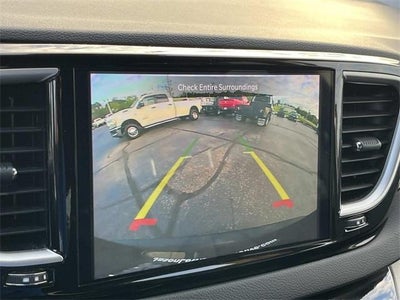 2024 Chrysler Pacifica Touring L FWD