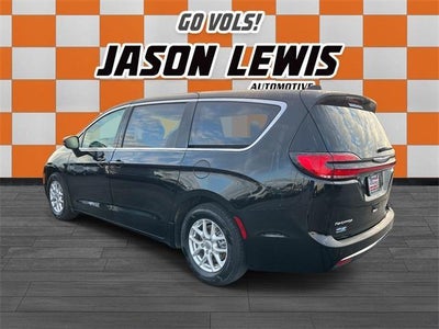 2024 Chrysler Pacifica Touring L FWD