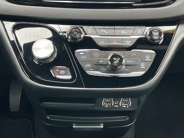 2025 Chrysler Pacifica Select FWD