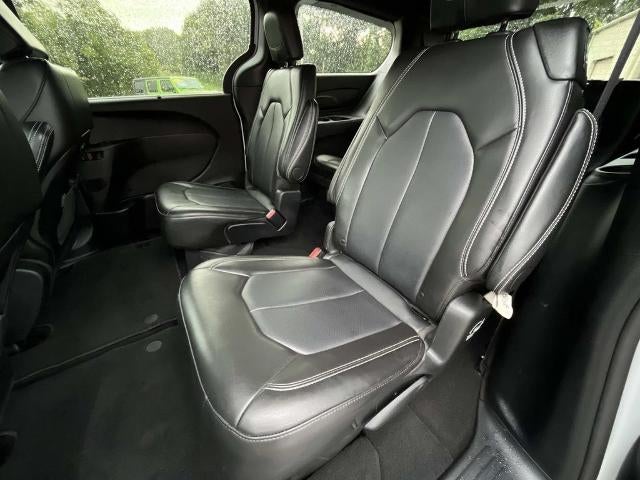 2025 Chrysler Pacifica Select FWD