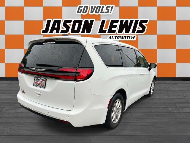 2025 Chrysler Pacifica Select FWD
