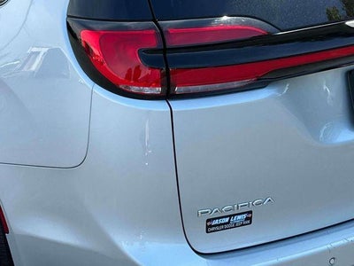 2023 Chrysler Pacifica Touring L FWD
