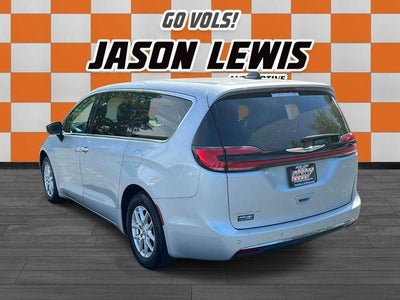 2023 Chrysler Pacifica Touring L FWD