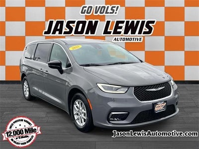 2025 Chrysler Pacifica Select FWD