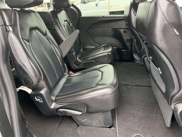 2025 Chrysler Pacifica Select FWD