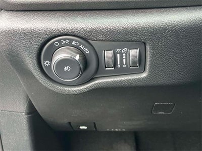 2025 Chrysler Pacifica Select FWD