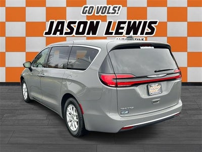 2025 Chrysler Pacifica Select FWD