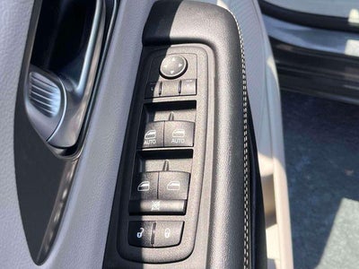 2023 Chrysler Pacifica Touring L FWD