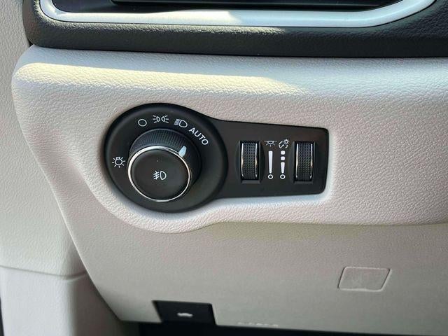2023 Chrysler Pacifica Touring L FWD