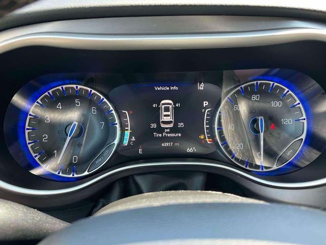 2023 Chrysler Pacifica Touring L FWD