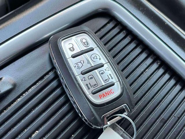 2023 Chrysler Pacifica Touring L FWD