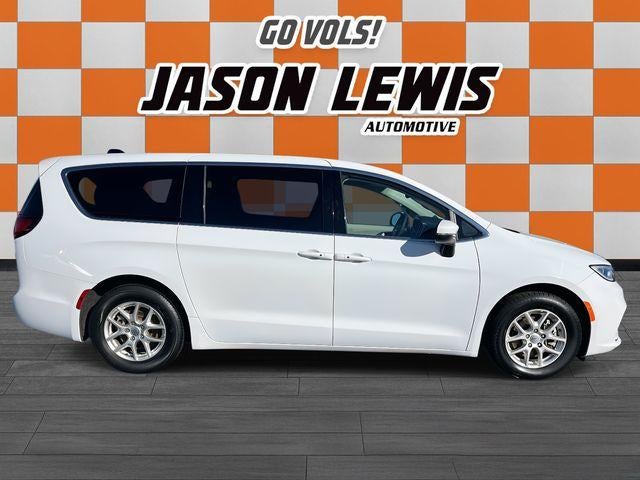 2023 Chrysler Pacifica Touring L FWD