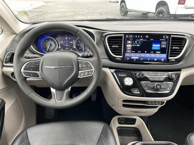 2024 Chrysler Pacifica Touring L FWD