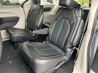 2024 Chrysler Pacifica Touring L FWD
